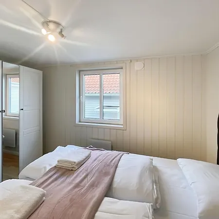 Cozy Corner 1 By Leilighet